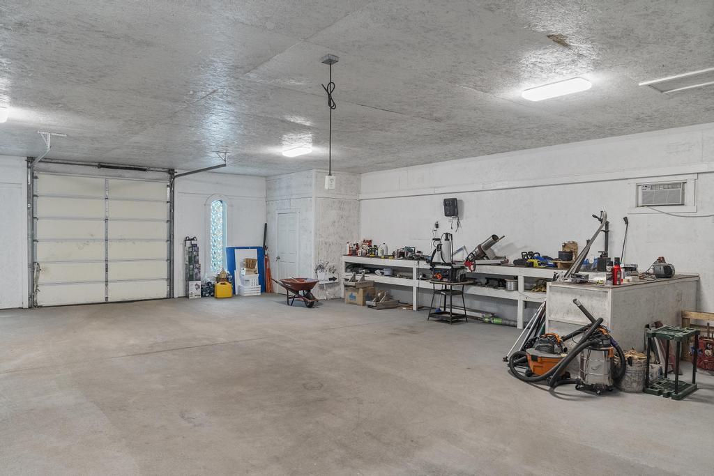 6715 N US-31 Highway