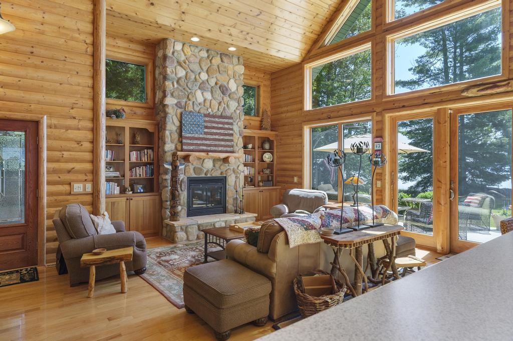 9230 Silver Strand Road