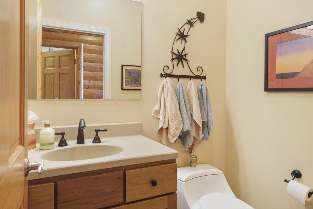 9230 Silver Strand Road