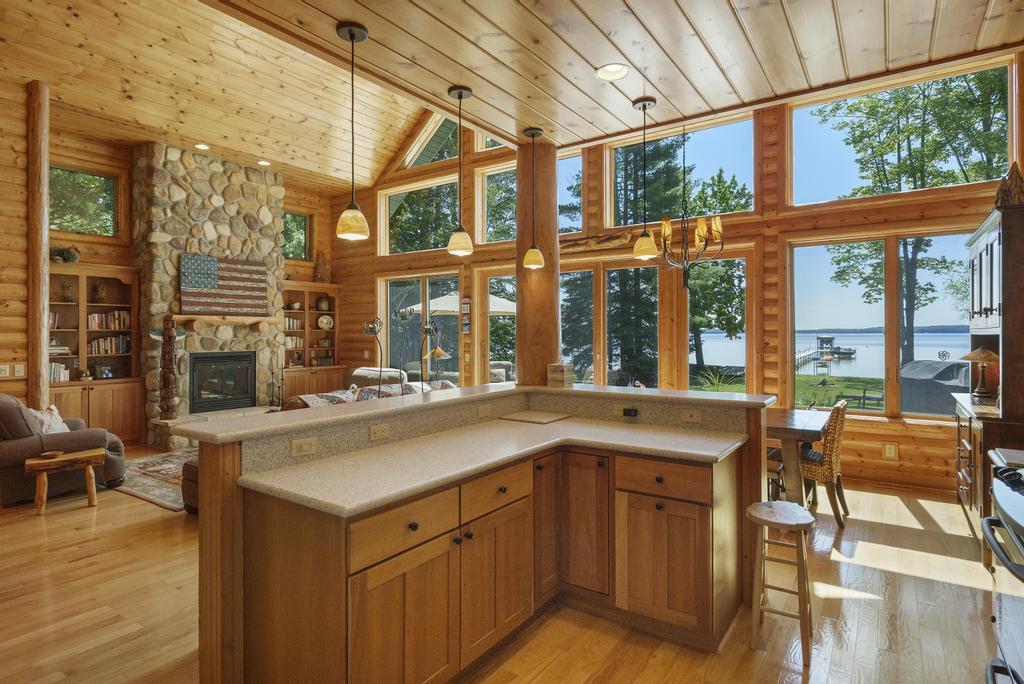 9230 Silver Strand Road