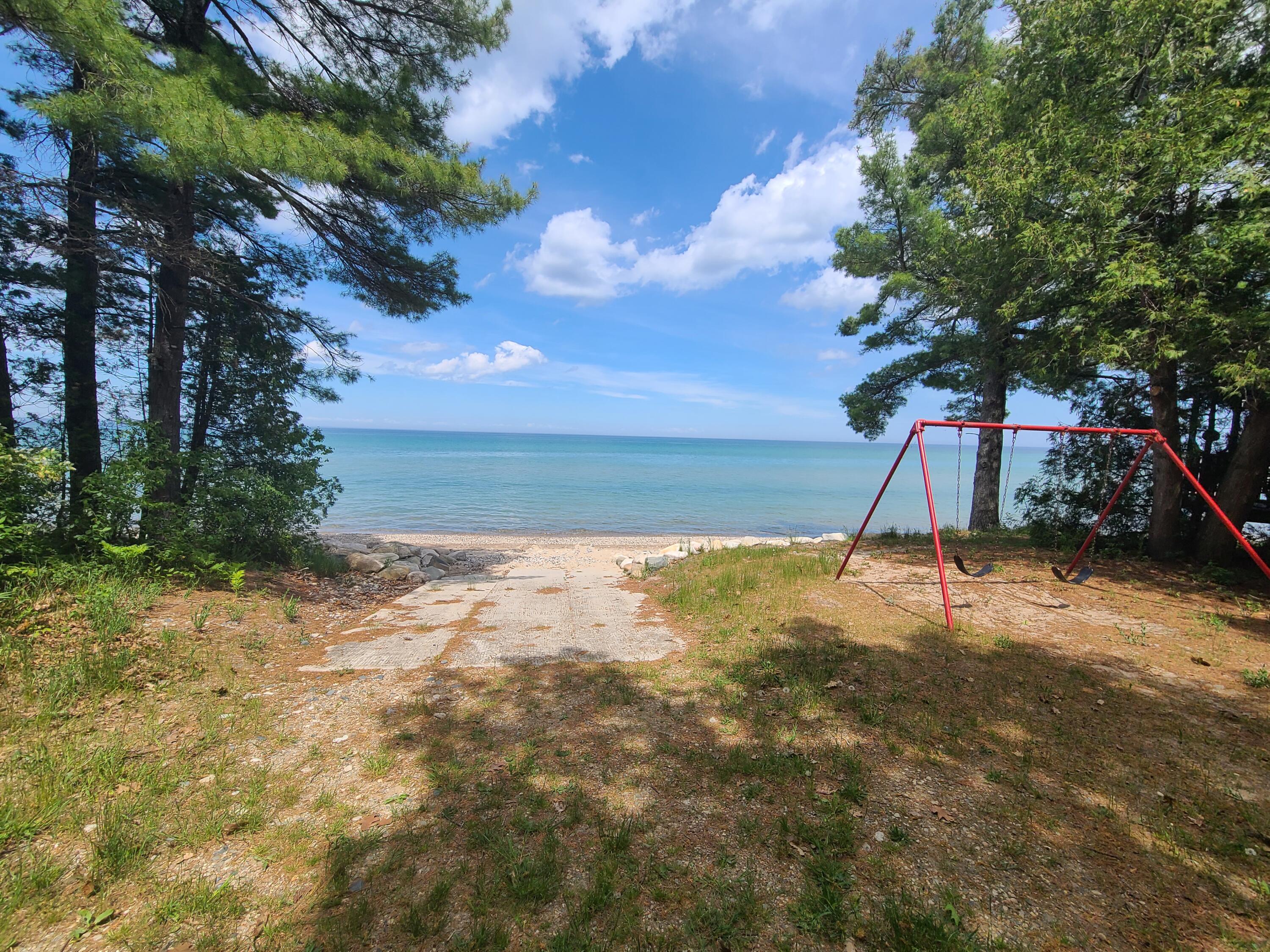14209 Straitsview Drive