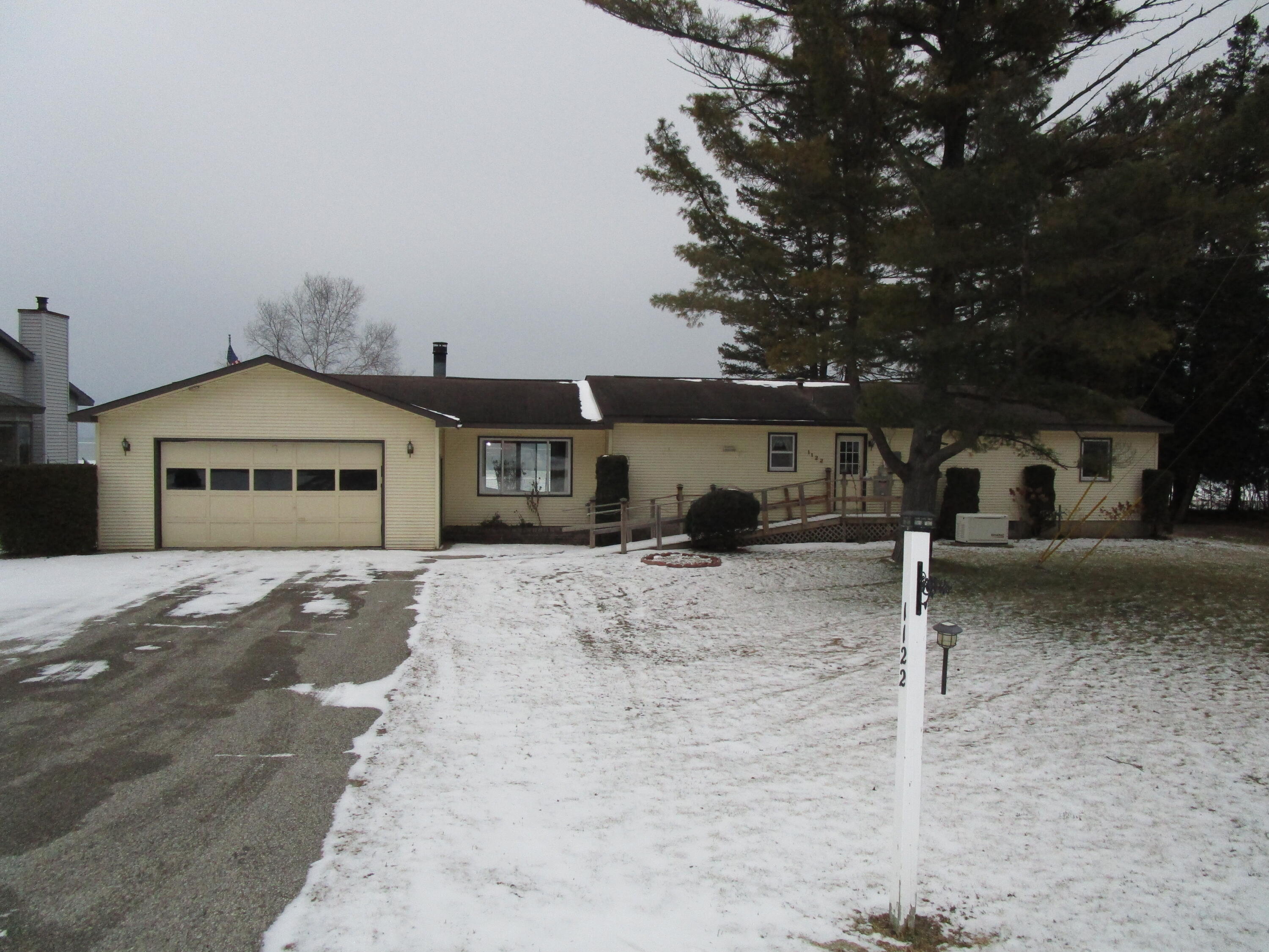 1122 Shore Drive