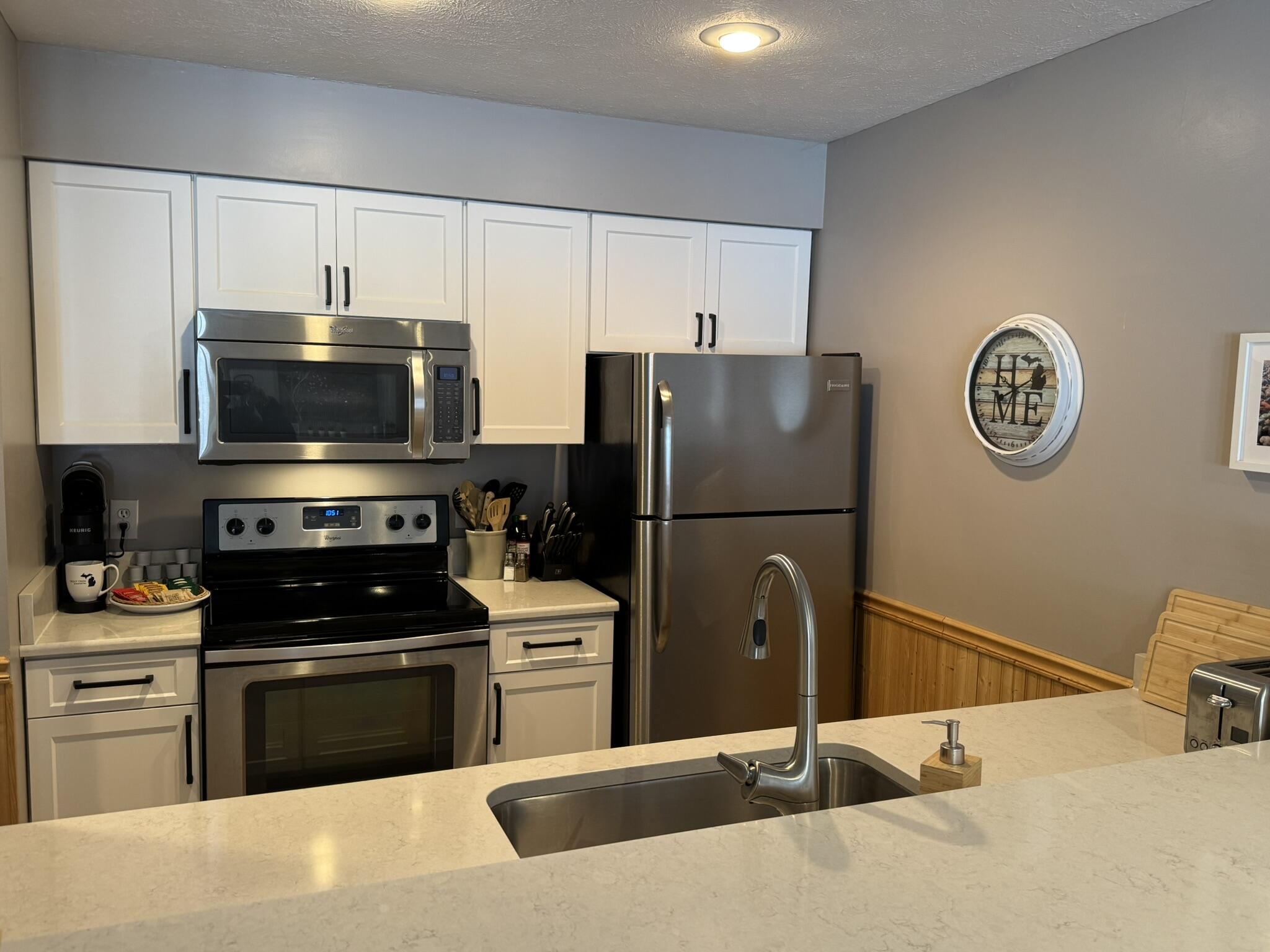 4749 S Pleasantview Road, Unit #21