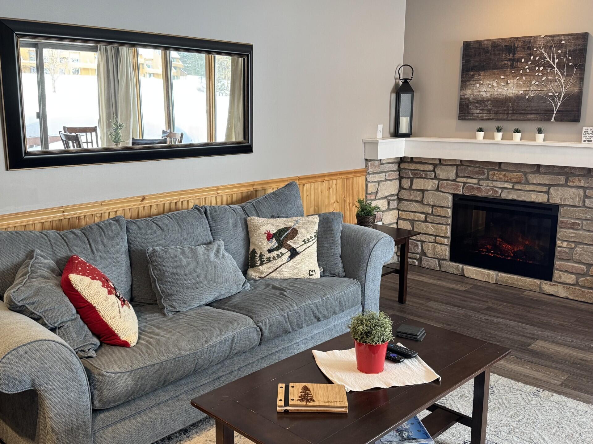 4749 S Pleasantview Road, Unit #21