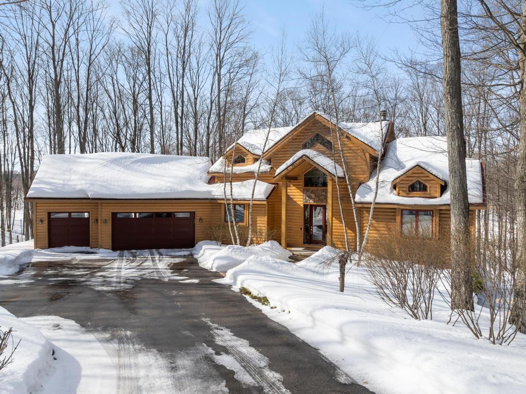 4596 Deer Park Circle