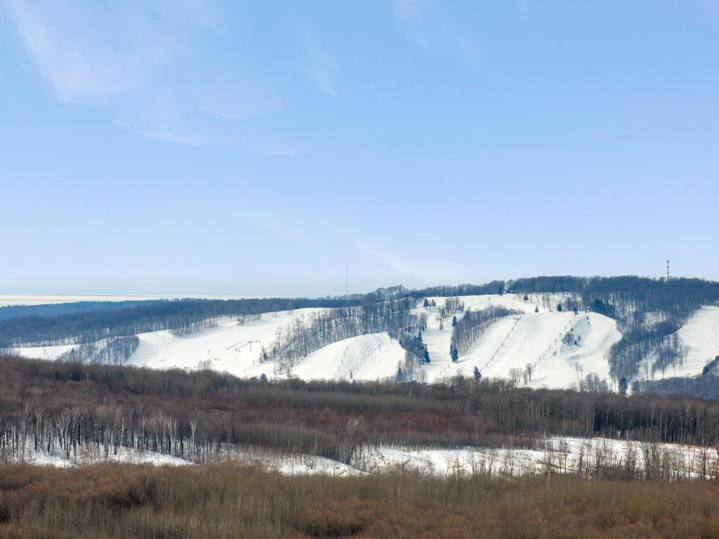 4596 Deer Park Circle