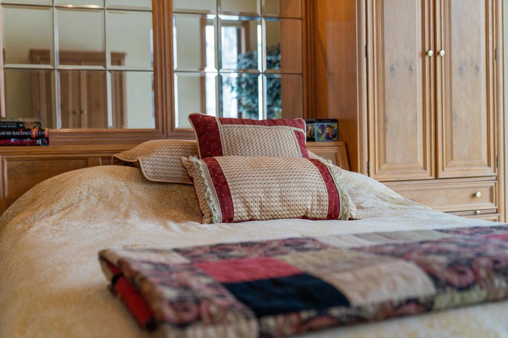 4596 Deer Park Circle