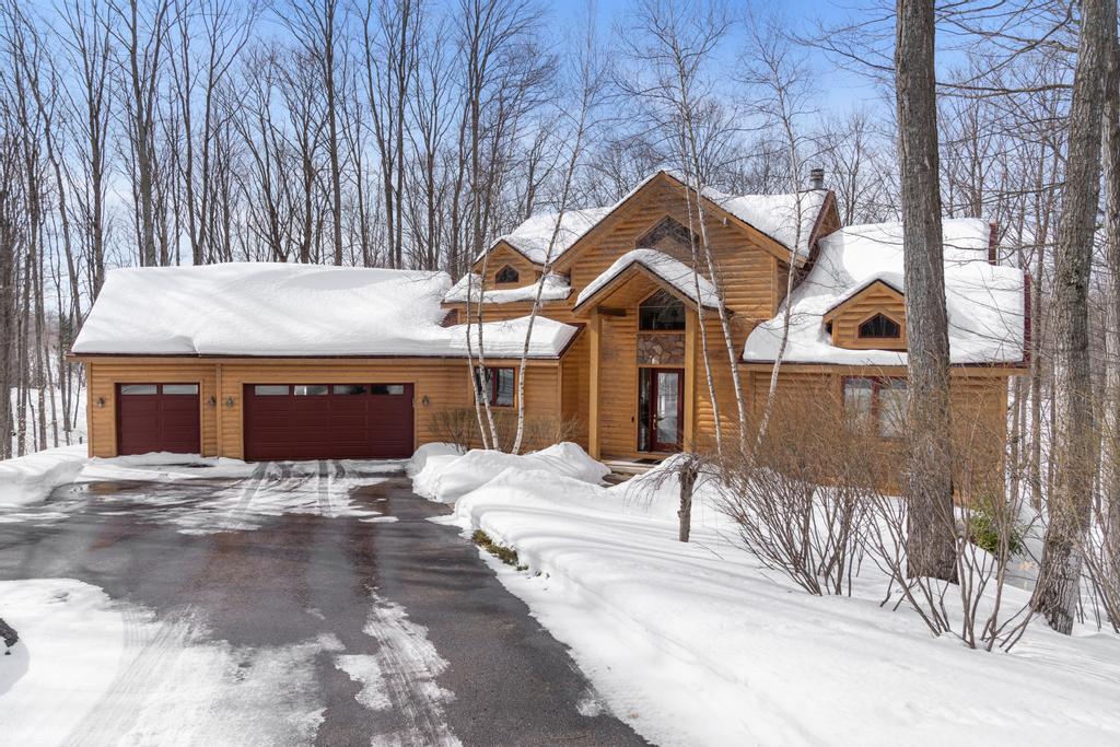 4596 Deer Park Circle