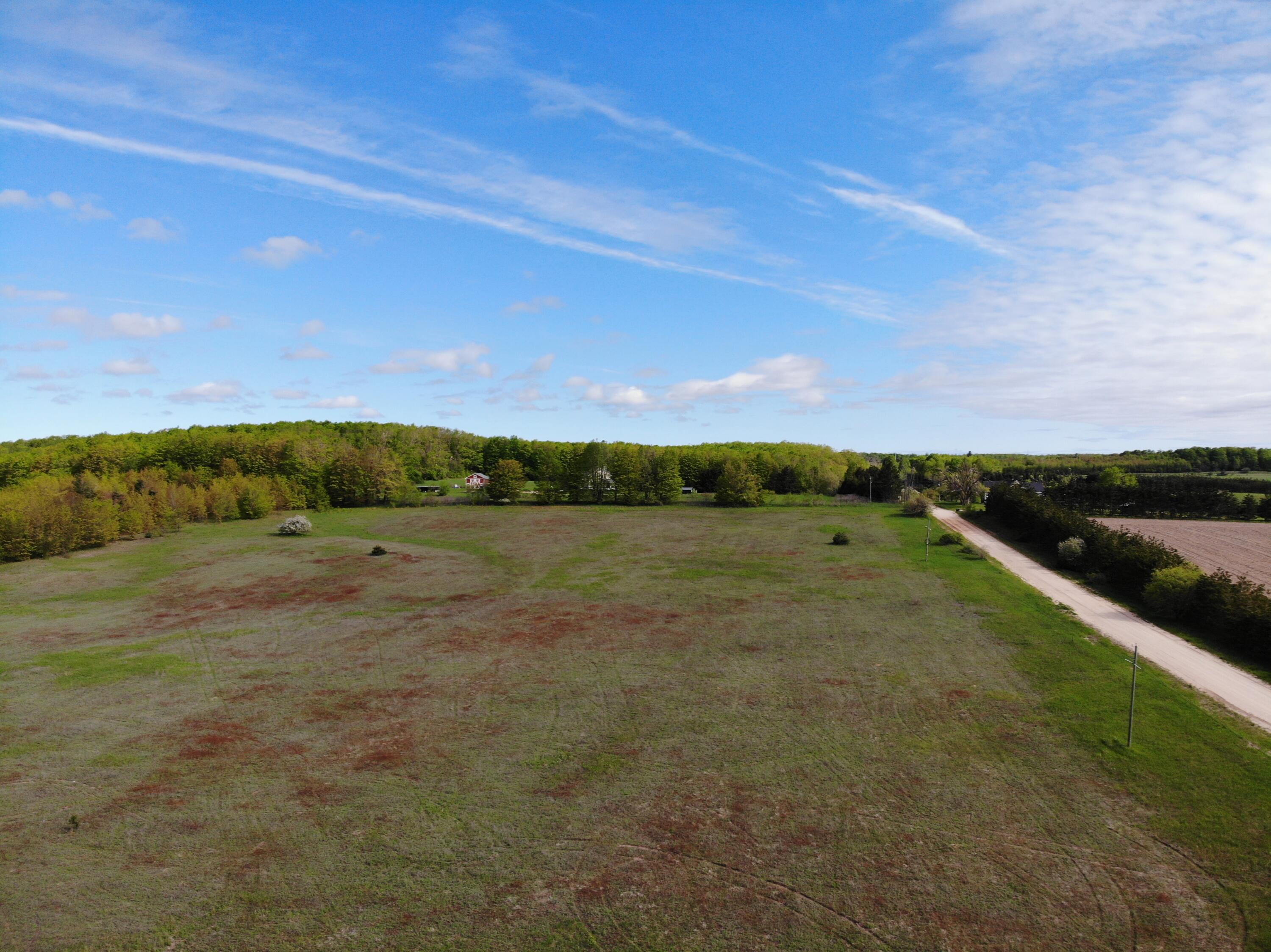 Nichols Road, 40 Acres