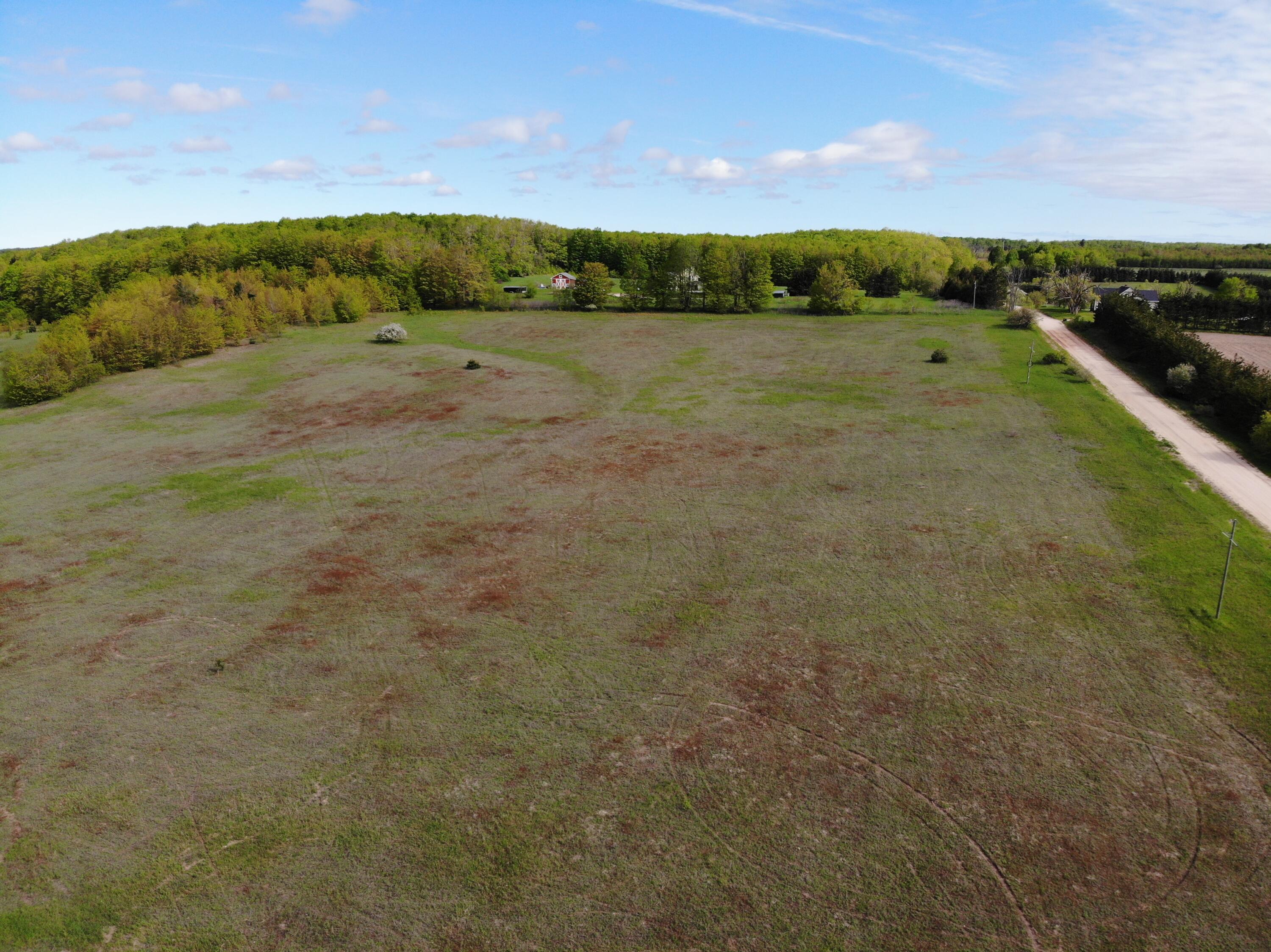 Nichols Road, 40 Acres