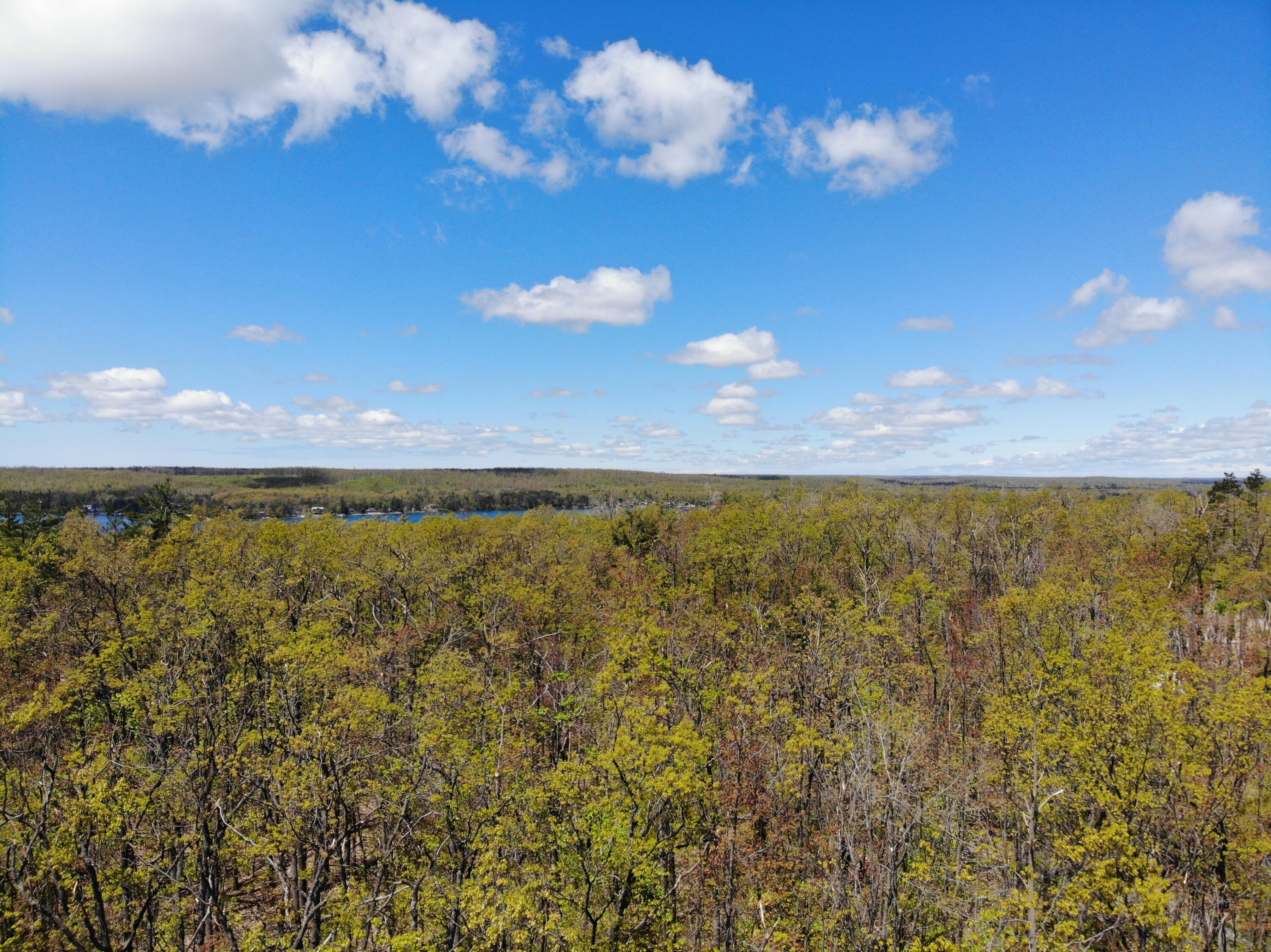000 Eastridge Drive, Parcel B