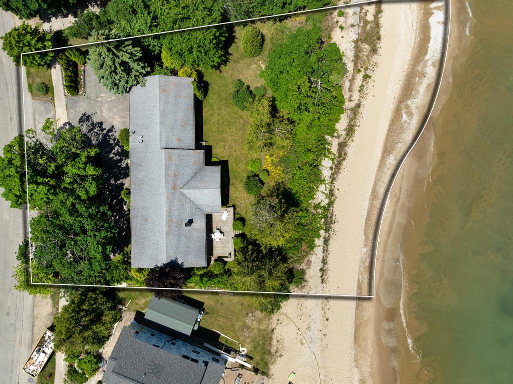 504 N Huron Avenue