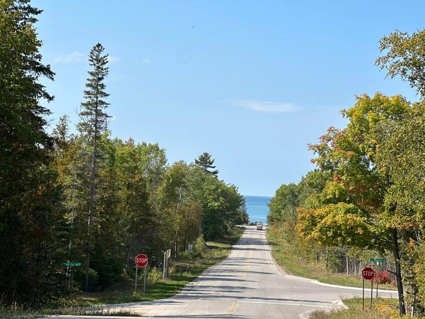 1522 Trails End Road