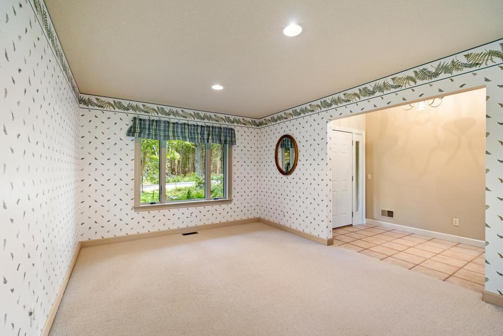 1145 Woodridge Drive