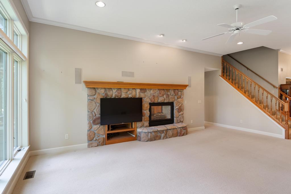 1145 Woodridge Drive