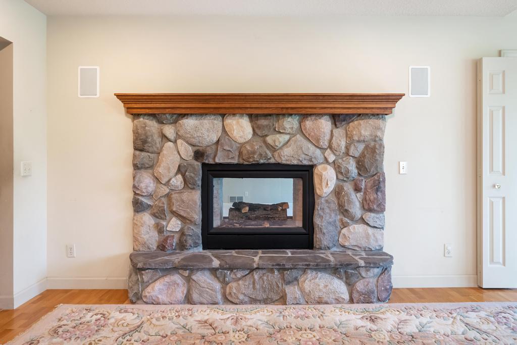 1145 Woodridge Drive