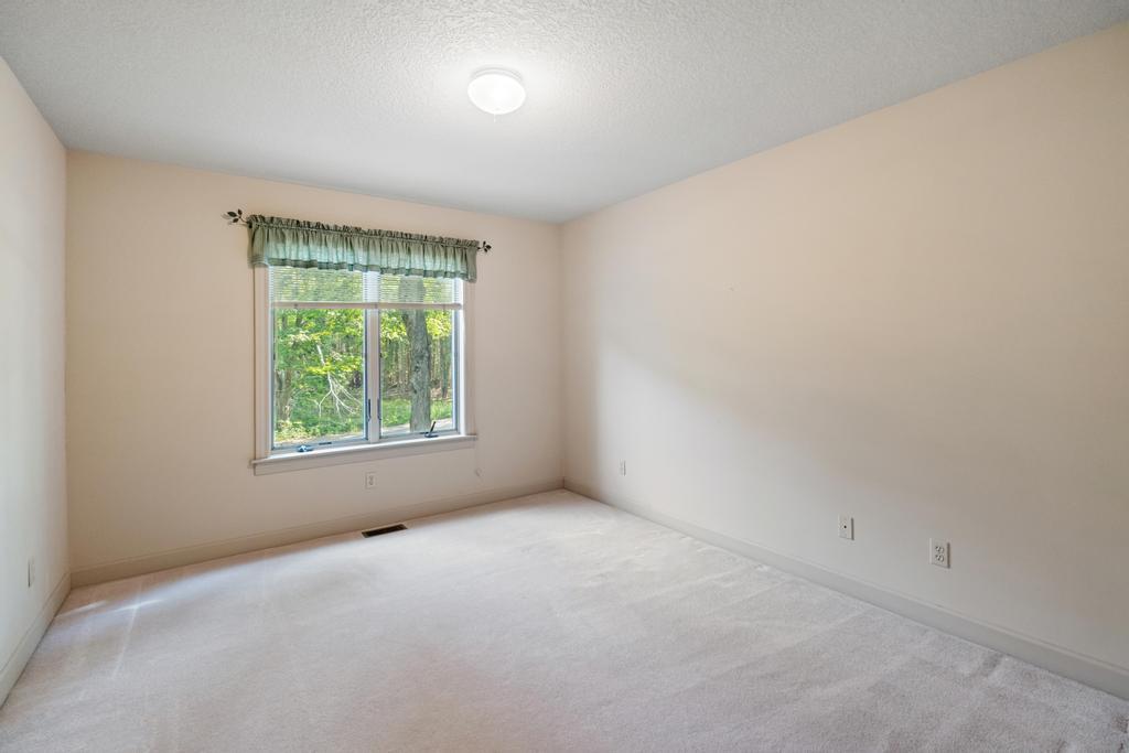 1145 Woodridge Drive