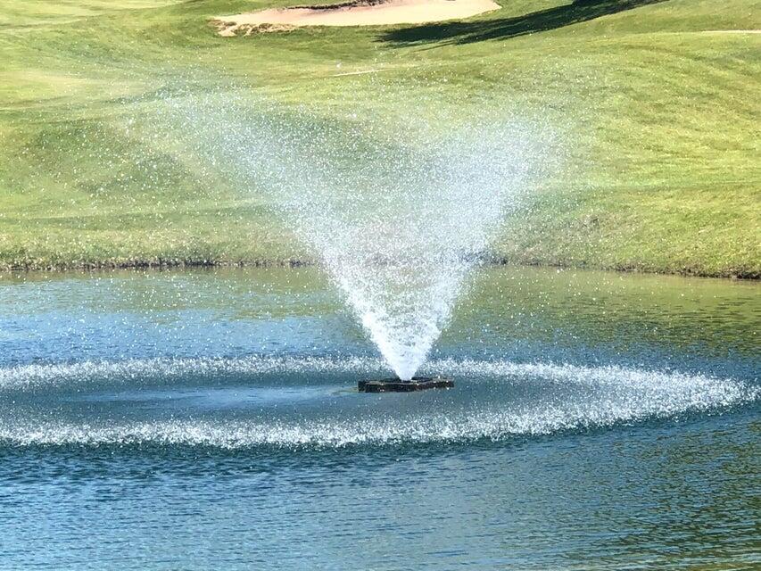 1975 &1995 Clubhouse Drive