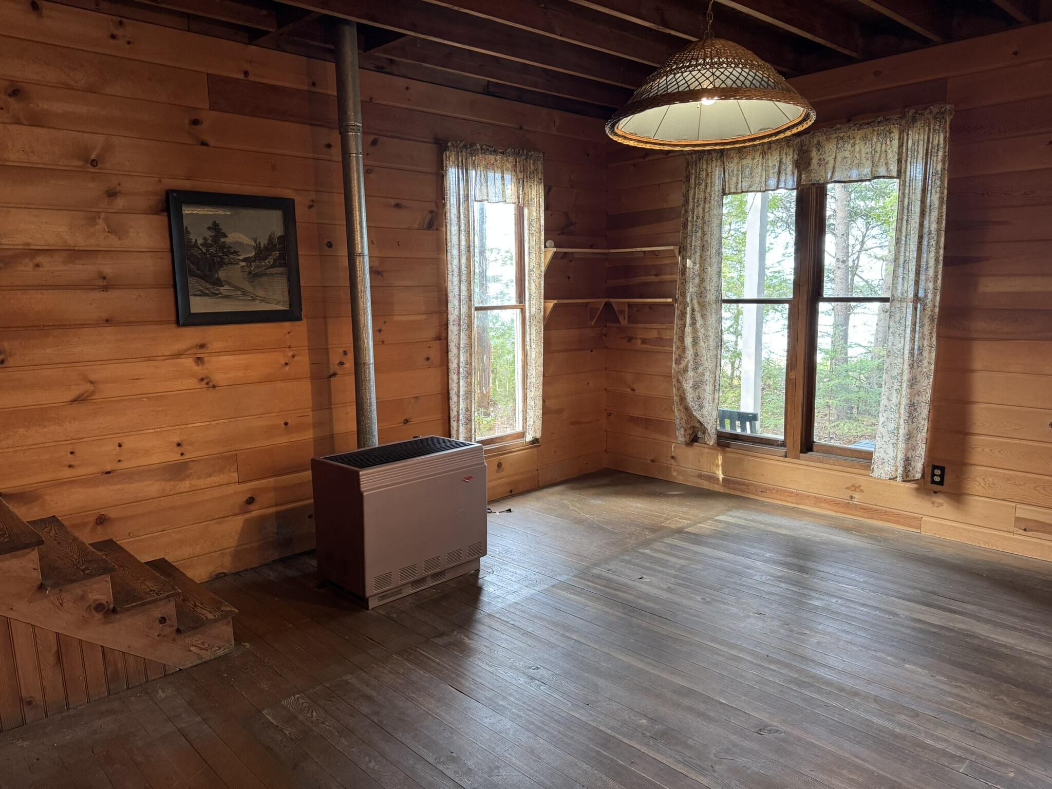 416 Lakeside Drive