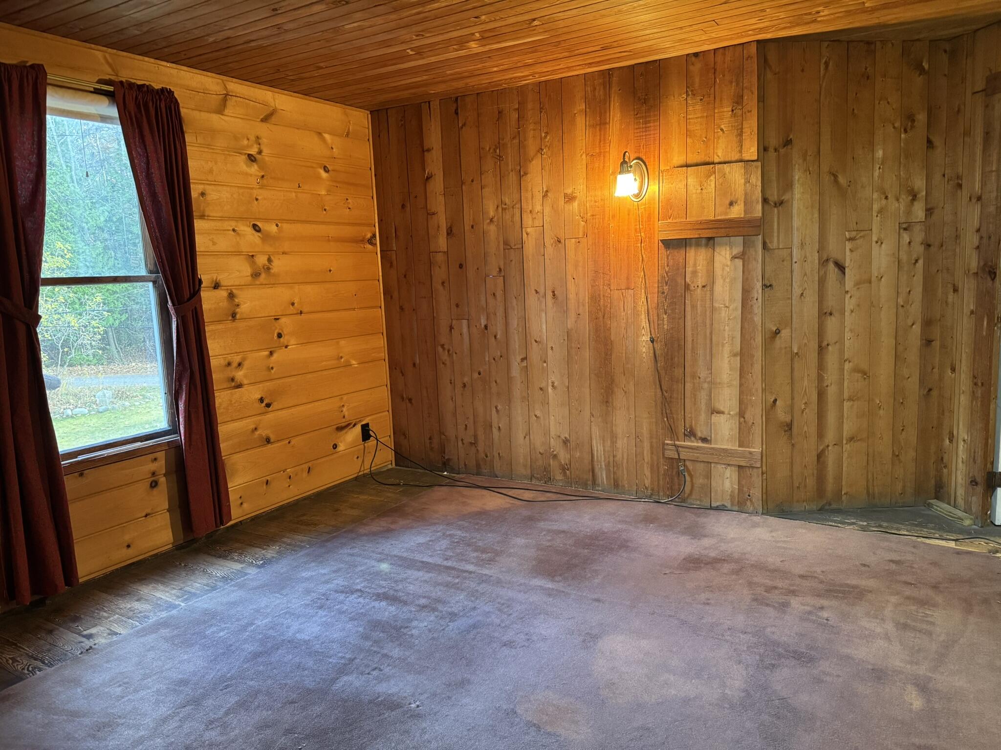 416 Lakeside Drive