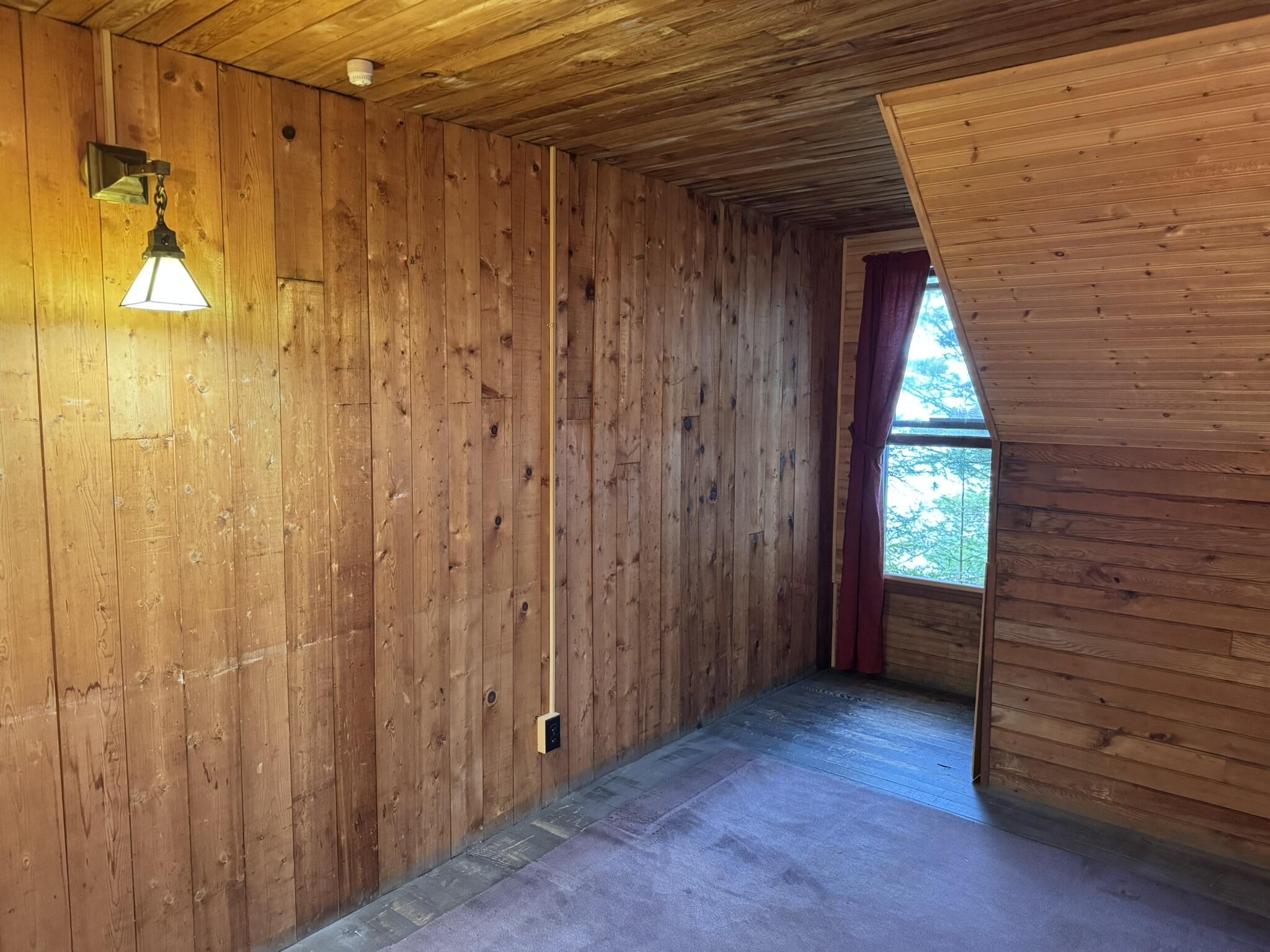 416 Lakeside Drive