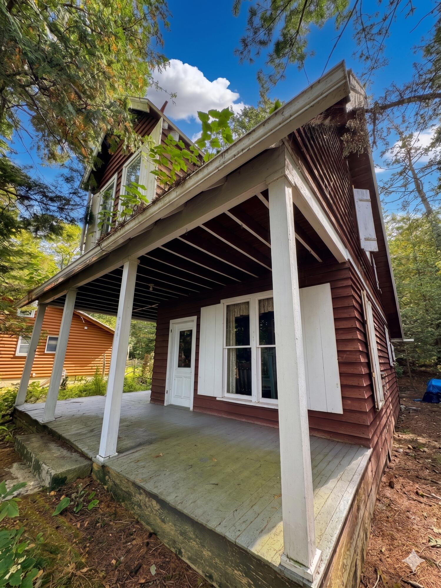 416 Lakeside Drive