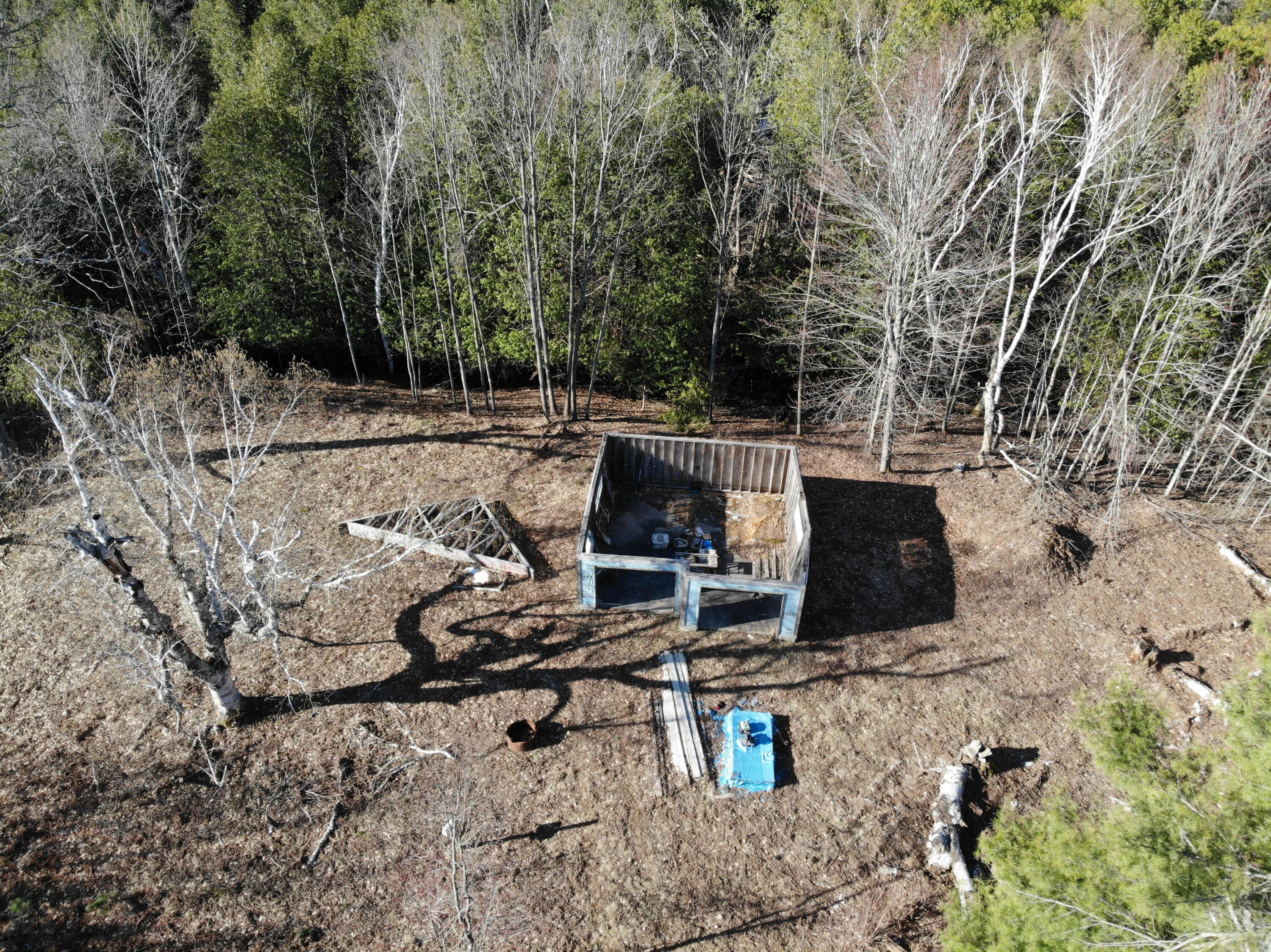 2526 Gregory Road