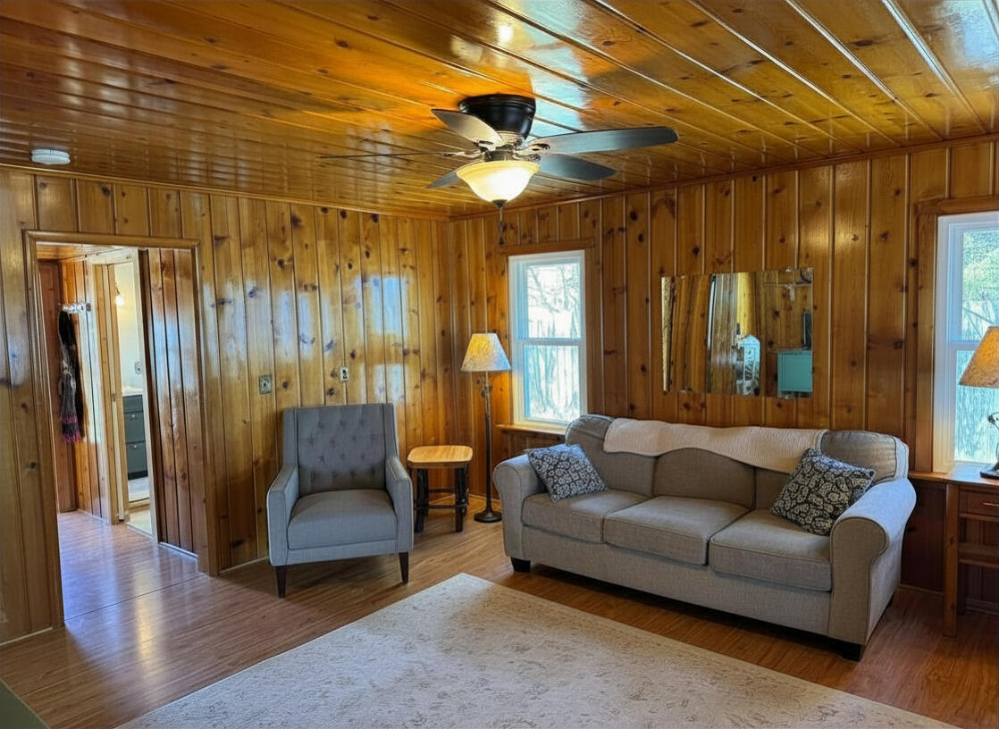 6398 Paradise Trail