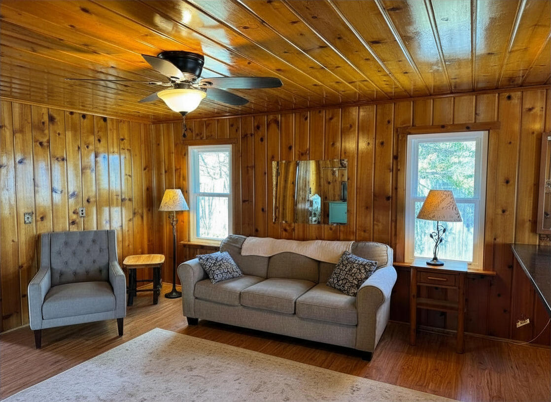 6398 Paradise Trail
