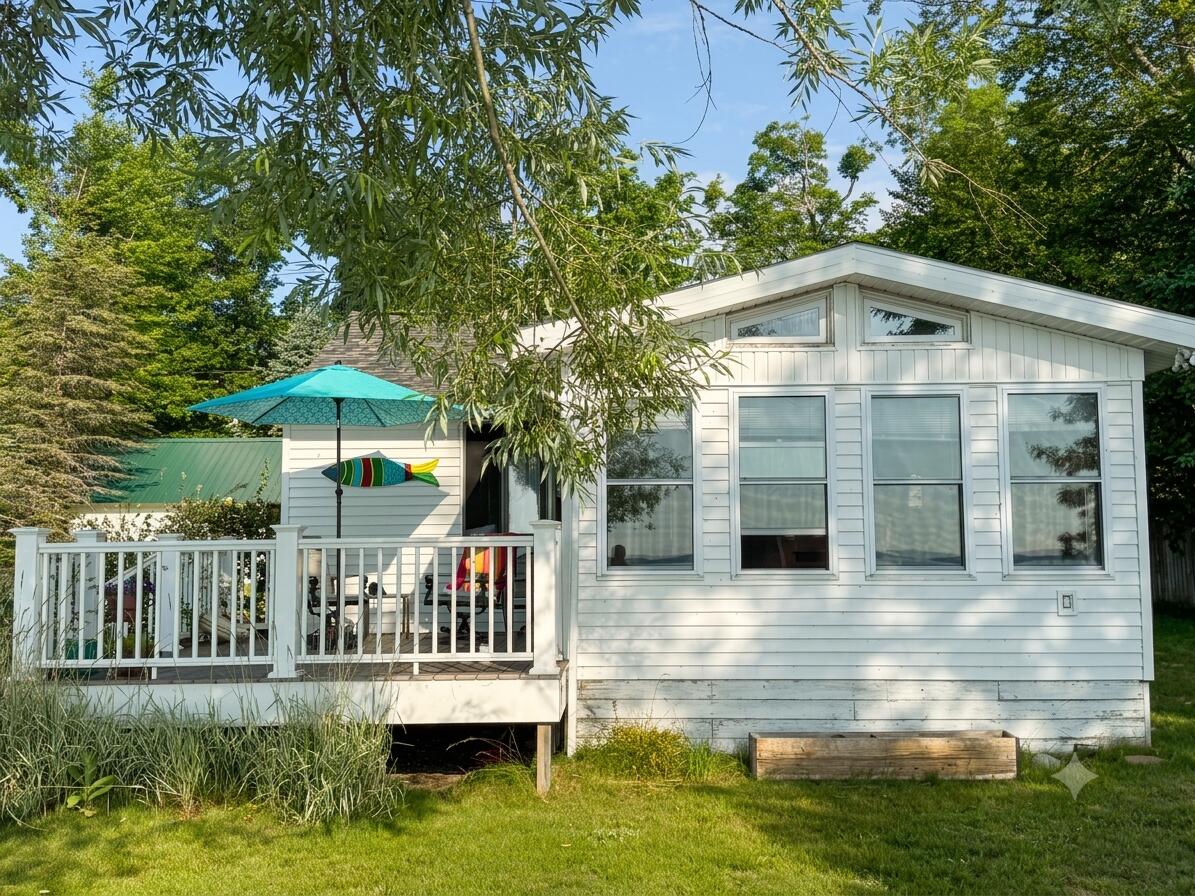 6398 Paradise Trail