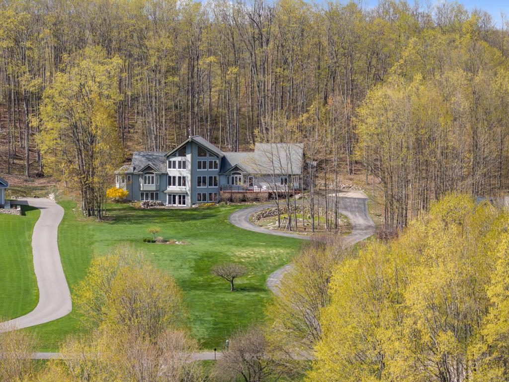 282 Blue Water Trail