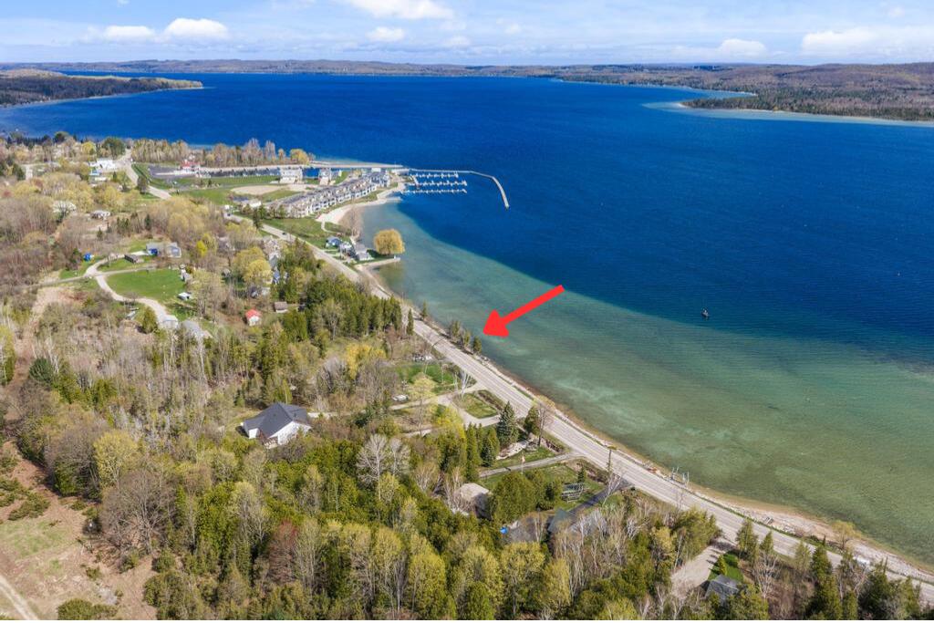 282 Blue Water Trail