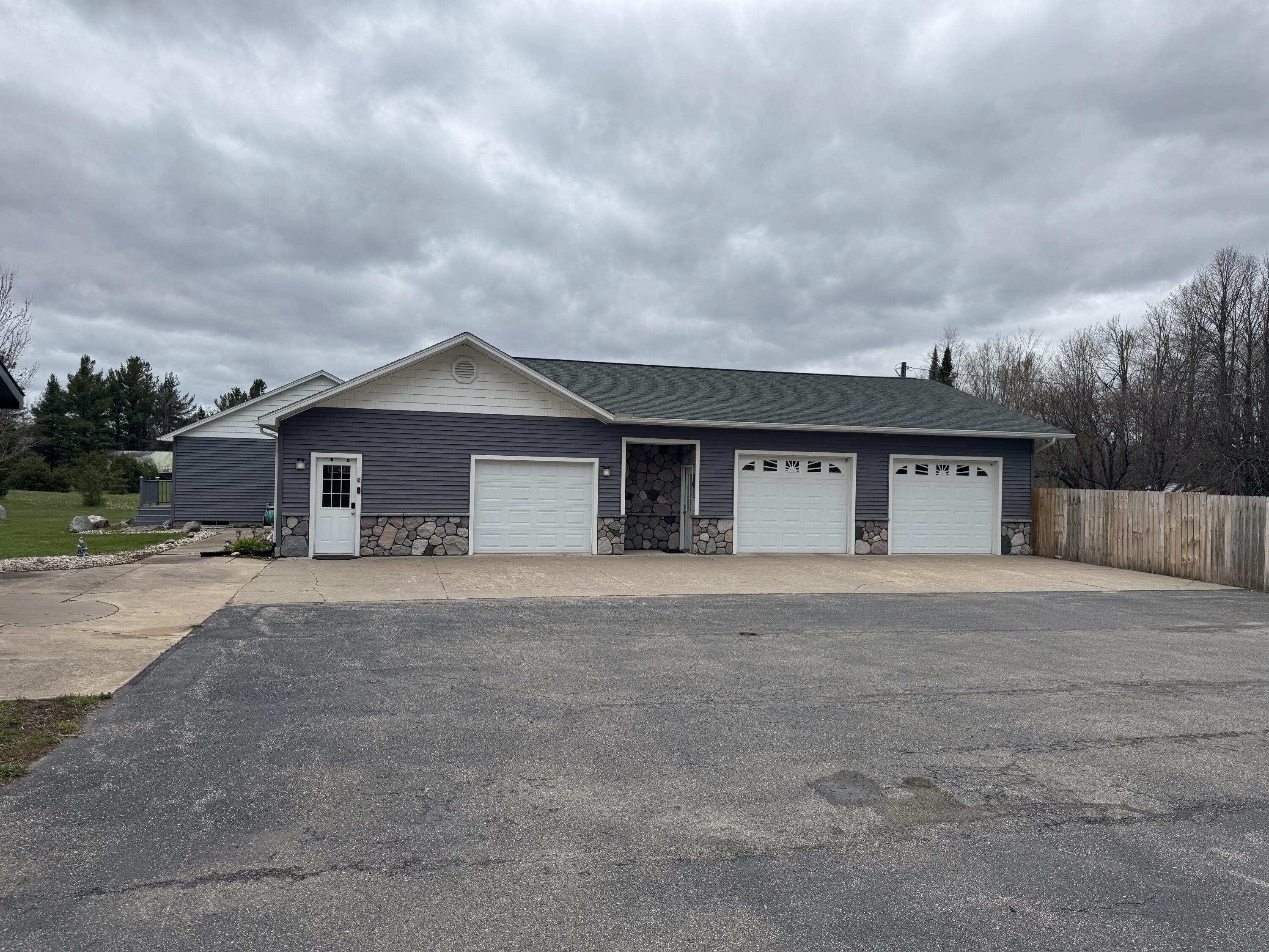 6990 N U.S. 31