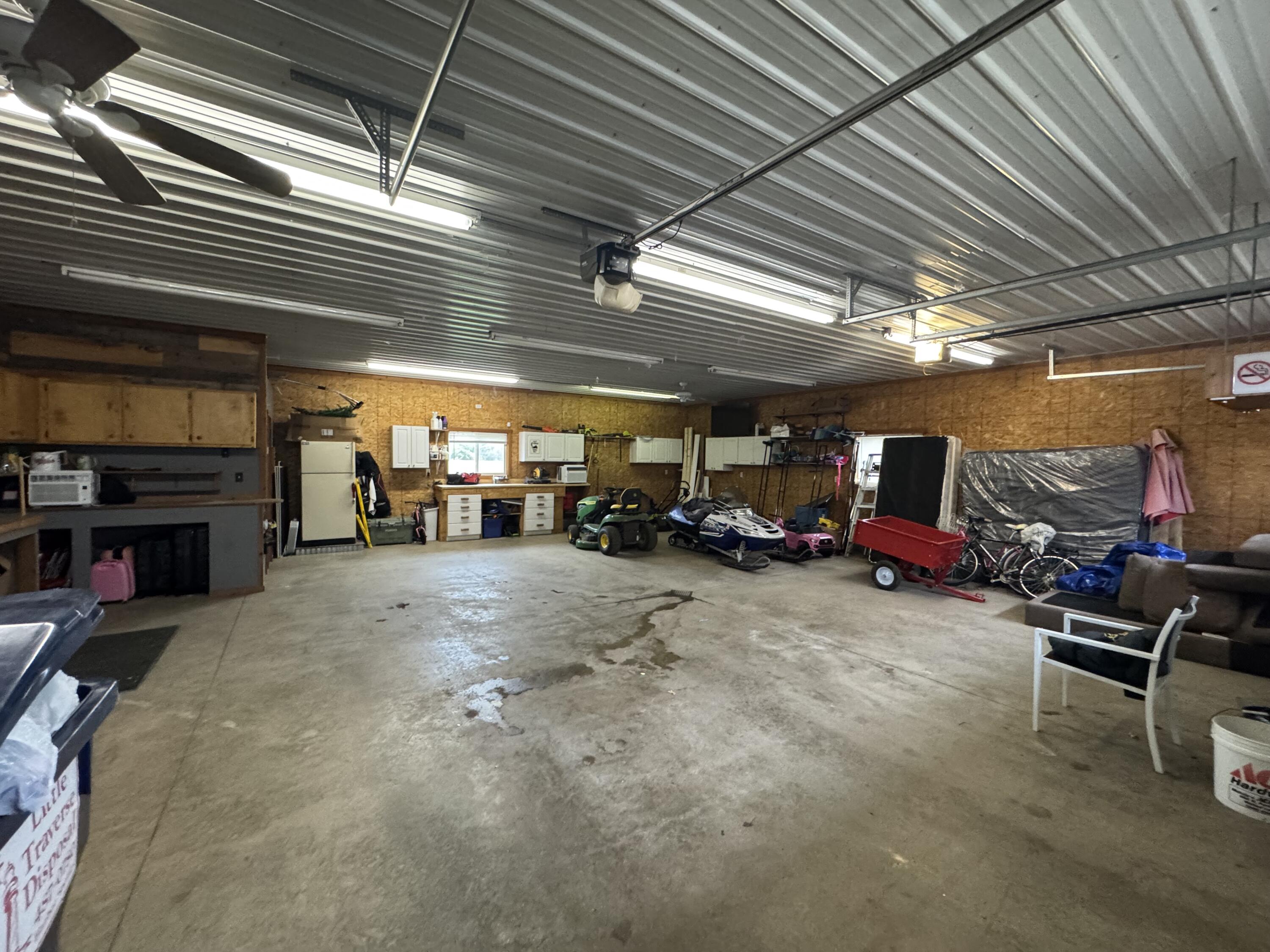 6990 N U.S. 31