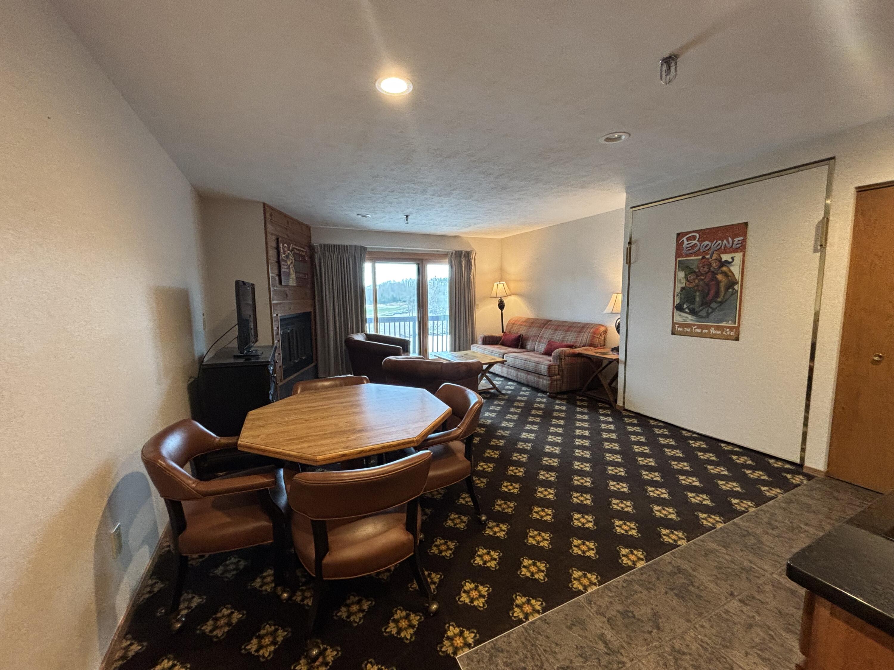 5620 Highlands Drive, Unit 511
