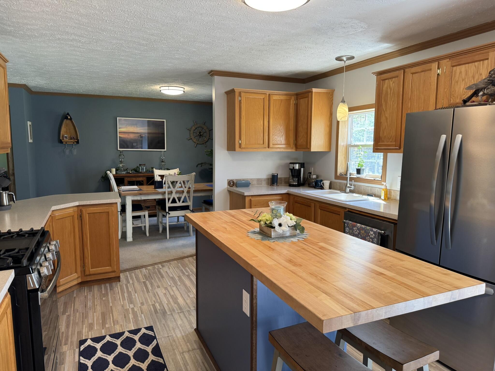6708 Tremble Trail