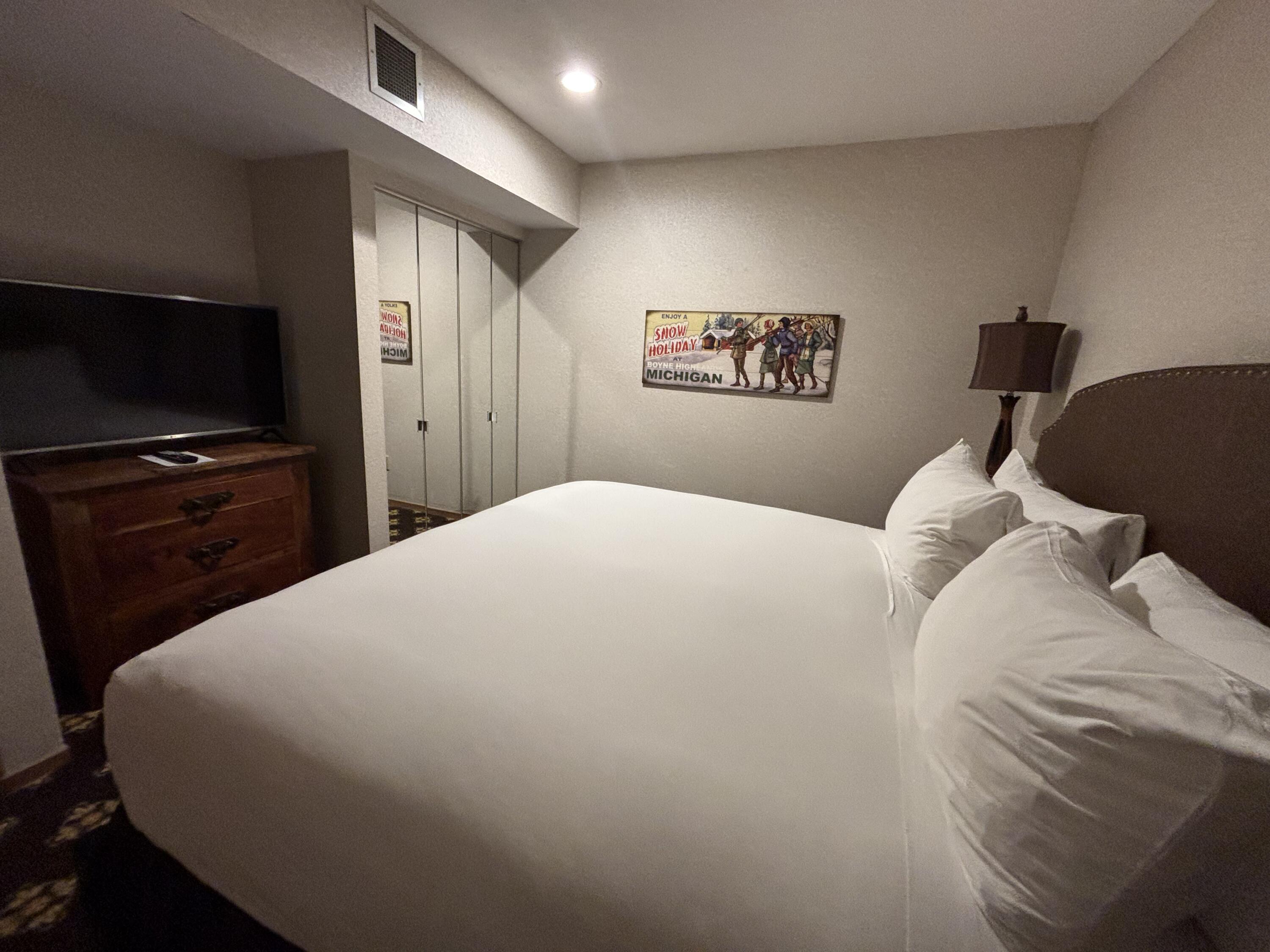 5620 Highlands Drive, Unit 561