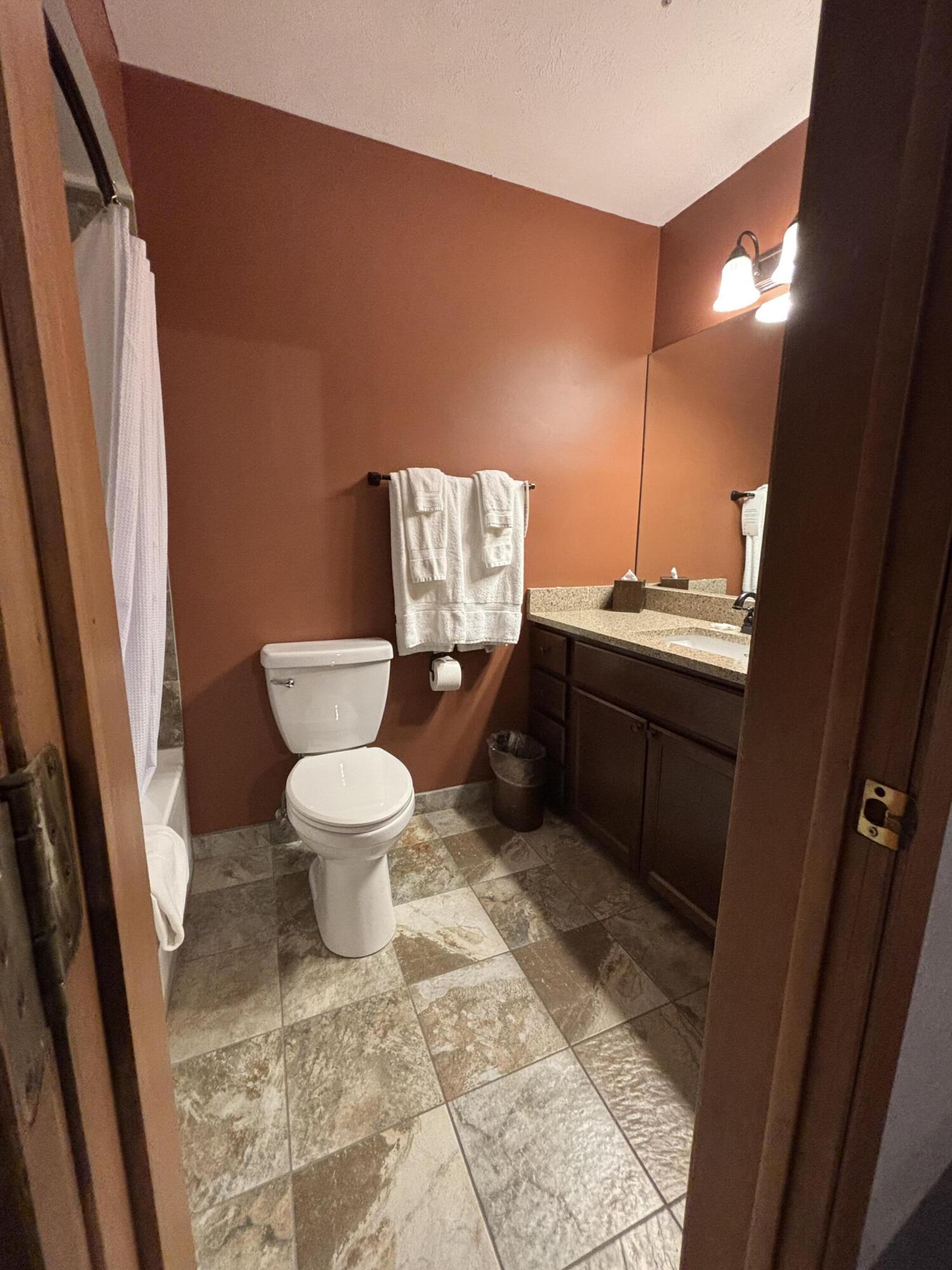 5620 Highlands Drive, Unit 561