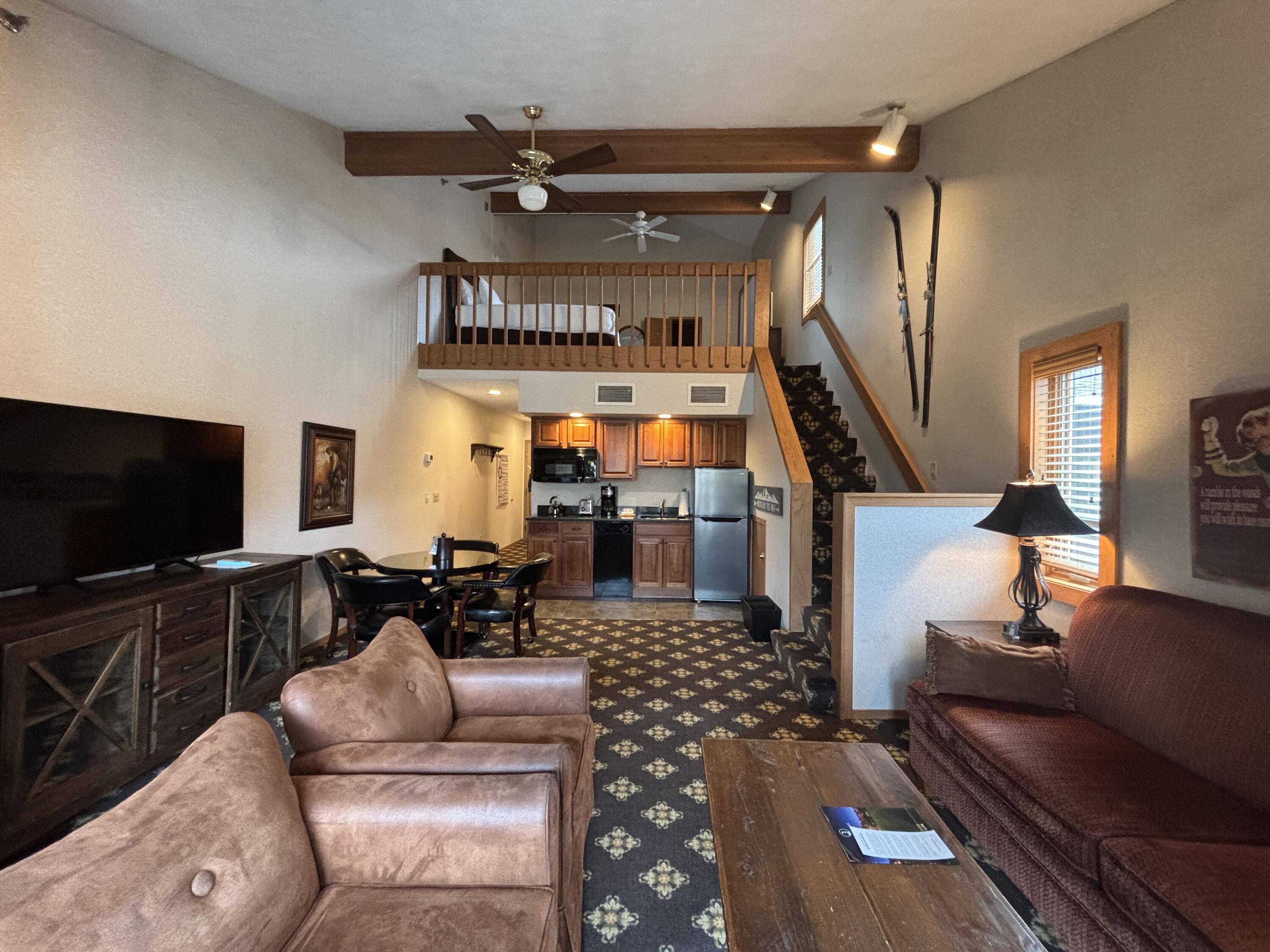 5620 Highlands Drive, Unit 561