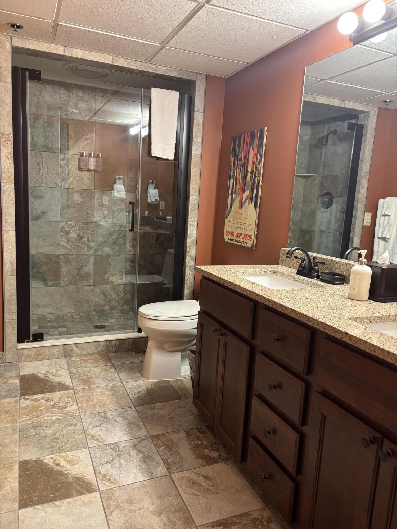 5620 Highlands Drive, Unit 561