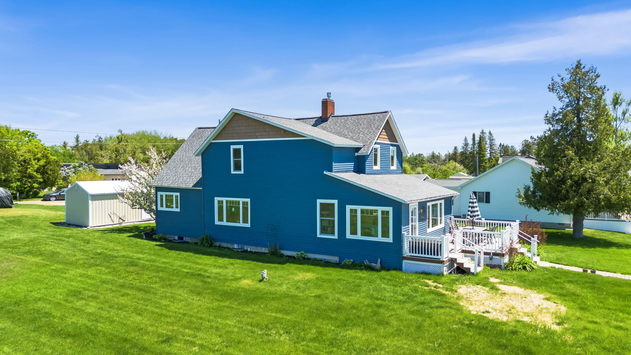 1588 McRae Drive