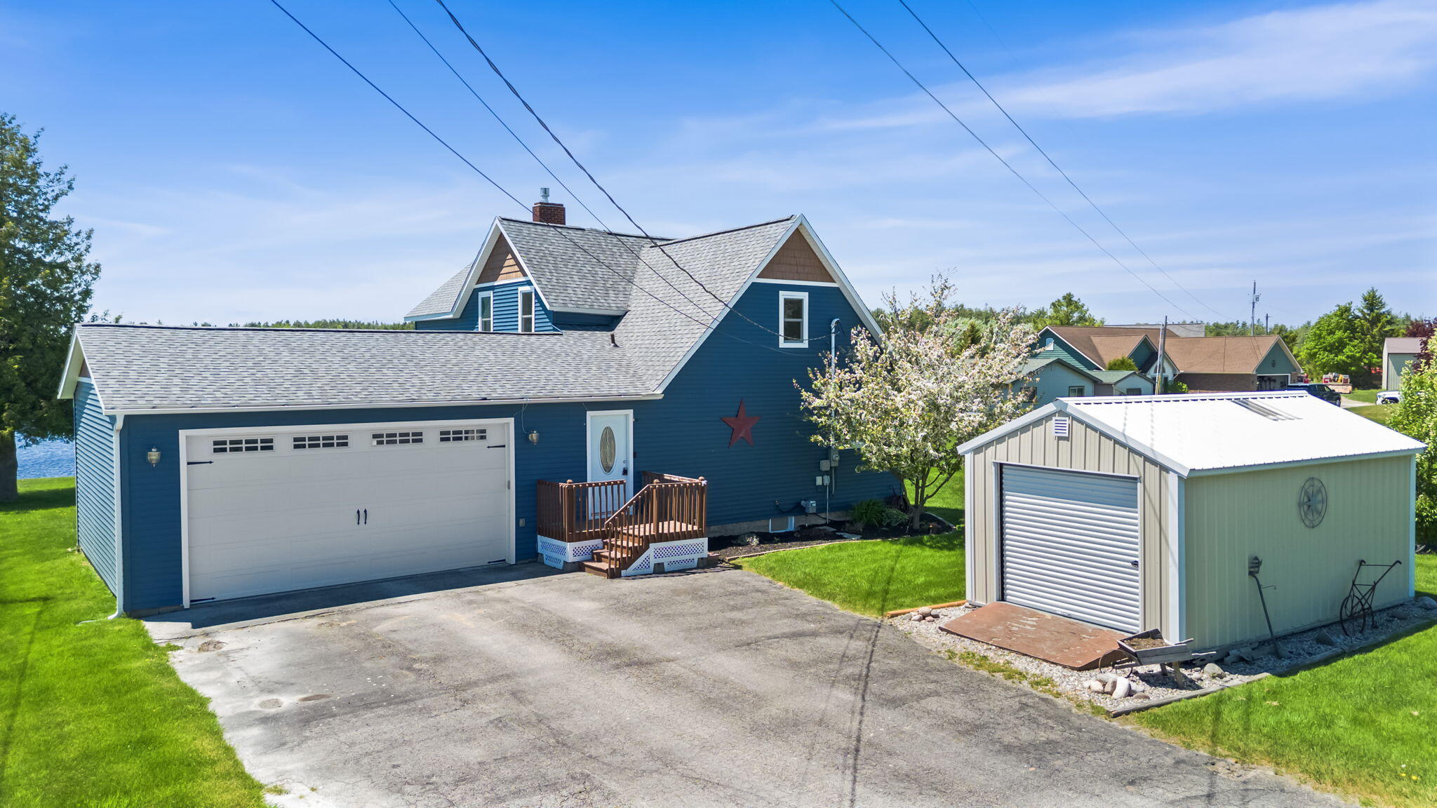 1588 McRae Drive