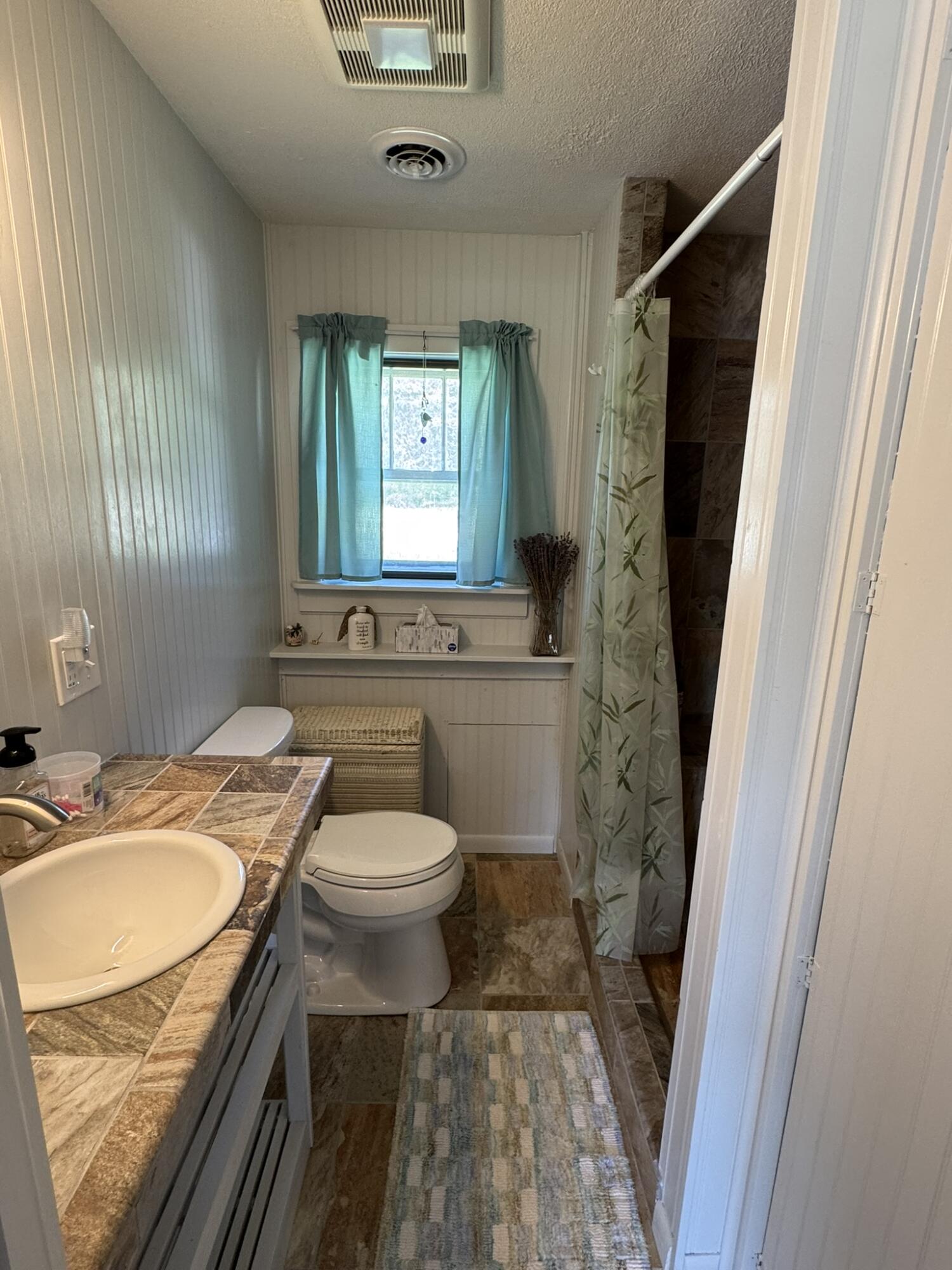 6325 Paradise Trail