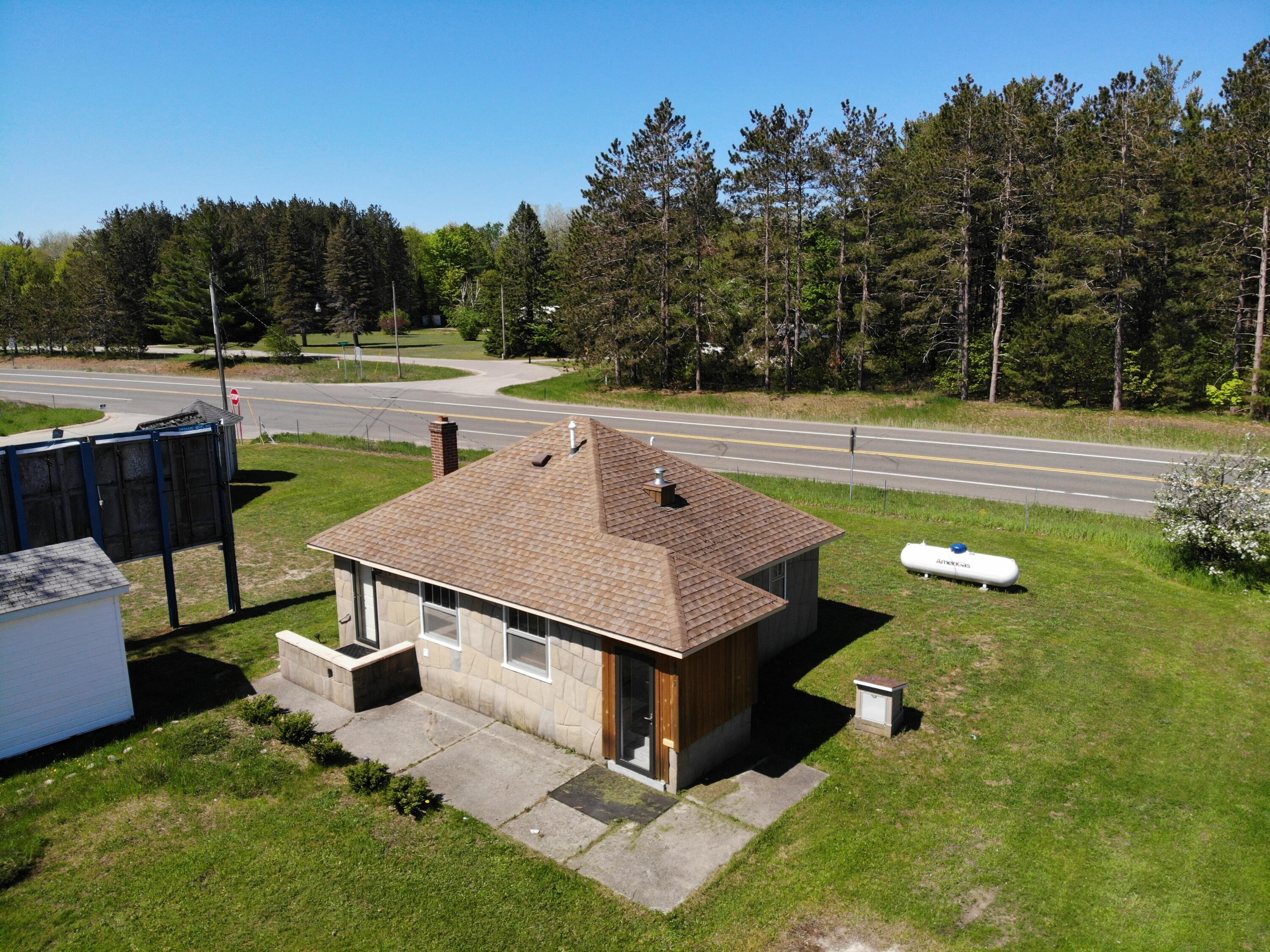 6325 Paradise Trail