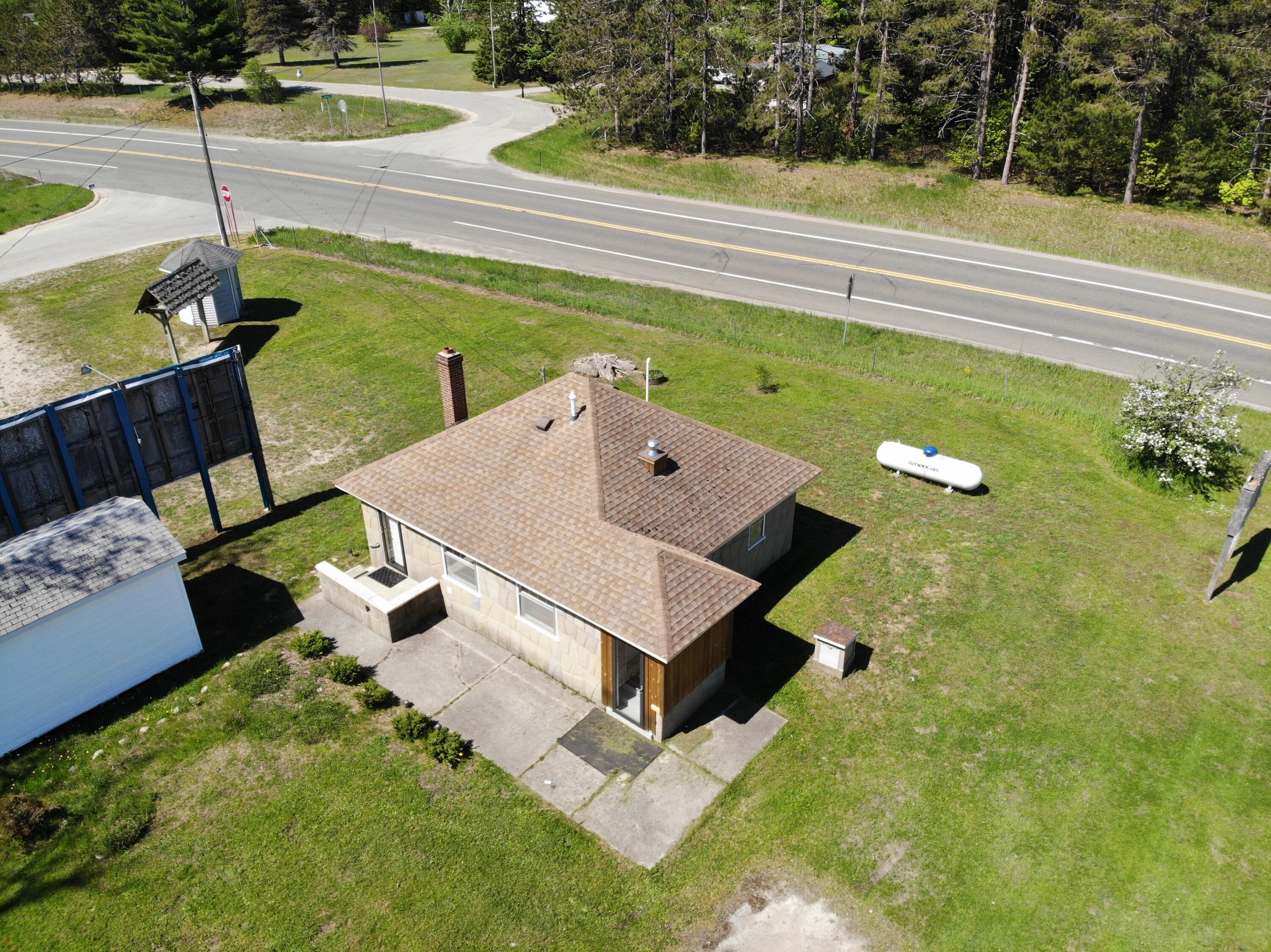 6325 Paradise Trail