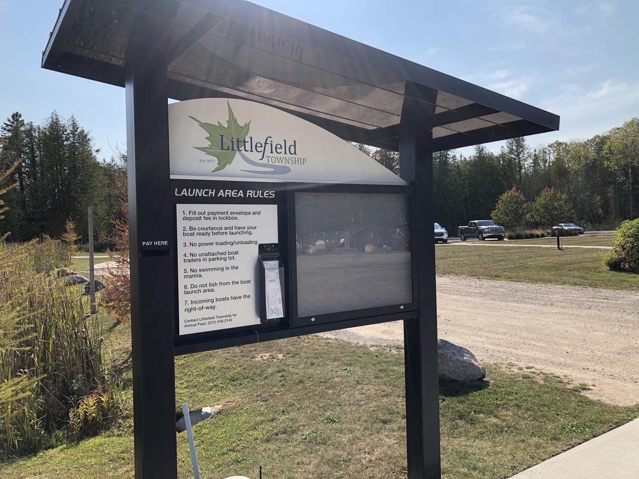 6430 6648 Admirals Point Drive, LOT 9 Slip142