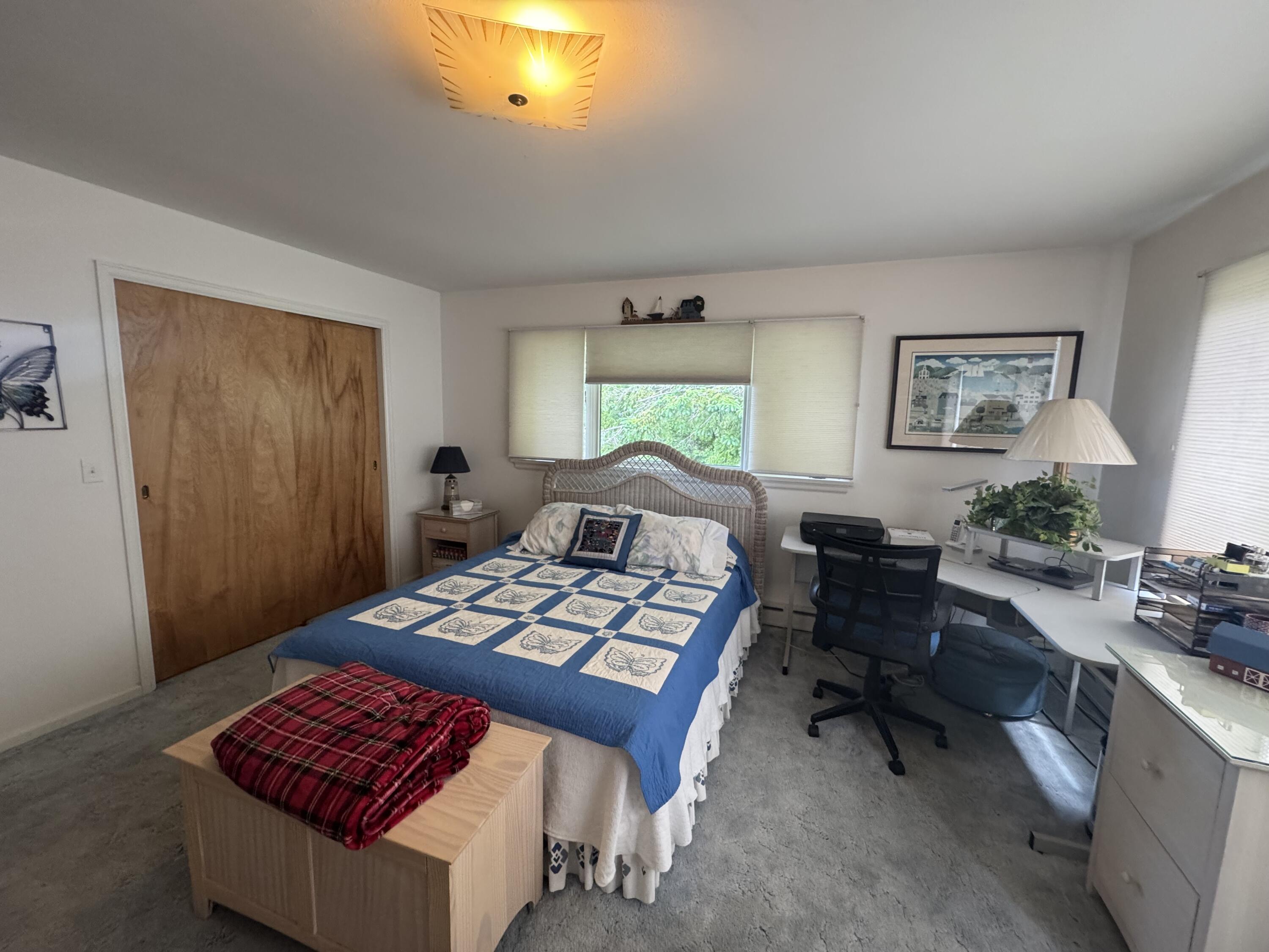 7096 W US-23