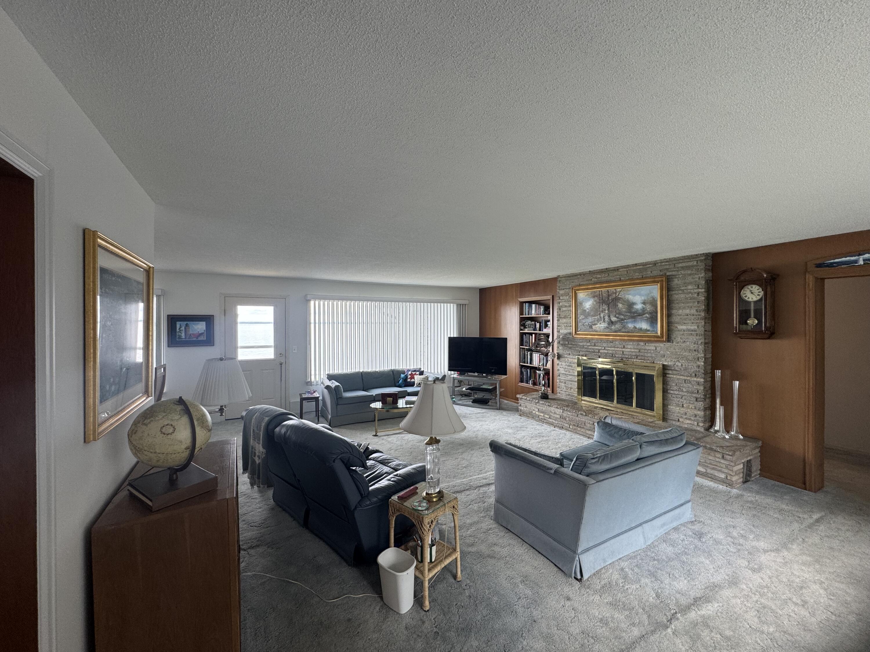 7096 W US-23