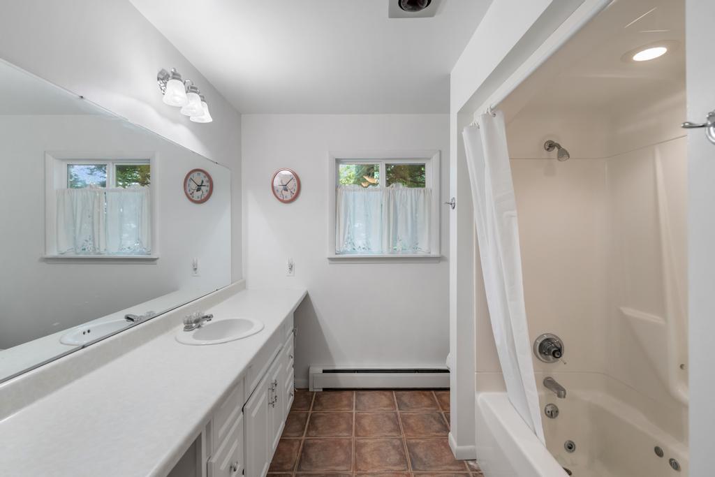 7760 Paradise Trail