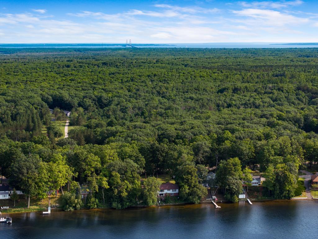 7760 Paradise Trail
